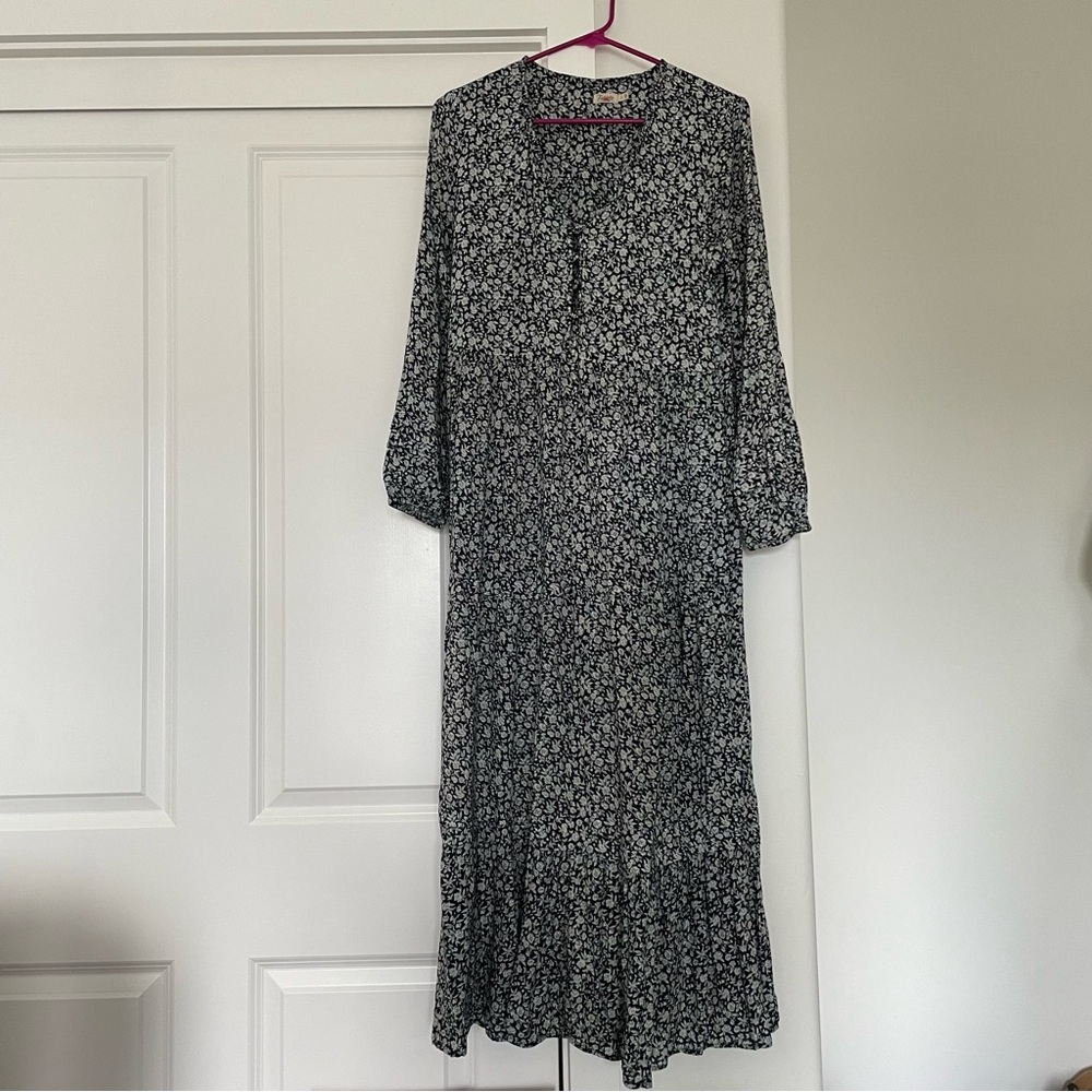 Faherty floral midi maxi dress navy long sleeve small cottage core